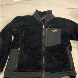 Mountain Hardware black women’s fleece